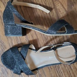 Black Kelly & Katie Roseta Dress Sandals block heel size 8
